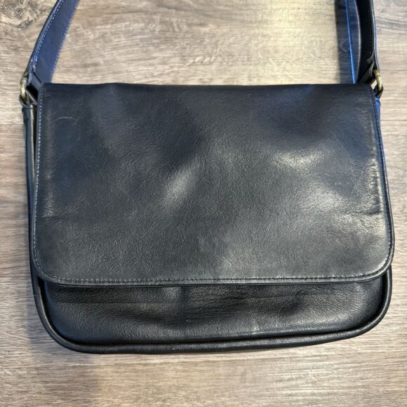Vintage Coach 4125 Bistro Shoulder Bag Black Leather - Picture 2 of 15